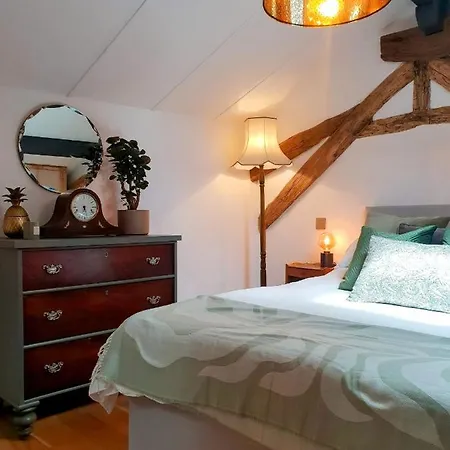Rusty Shears46 Eclectic Couples Escape, Hot Tub & Cahors Vineyards Lacapelle-Cabanac