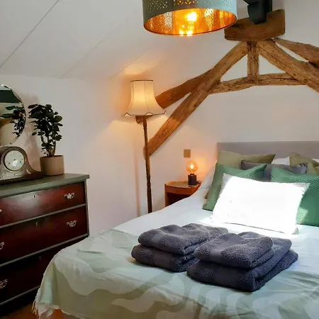 Rusty Shears46 Eclectic Couples Escape, Hot Tub & Cahors Vineyards Lacapelle-Cabanac