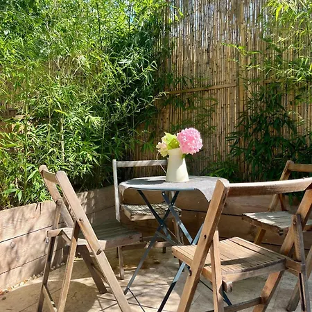 Rusty Shears46 Eclectic Couples Escape, Hot Tub & Cahors Vineyards * Lacapelle-Cabanac