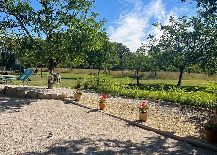 Rusty Shears46 Eclectic Couples Escape, Hot Tub & Cahors Vineyards * Lacapelle-Cabanac